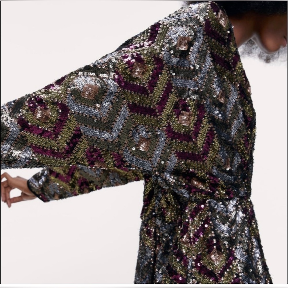 Zara ✨✨✨ Multi-colored Sequin Wrap Dress - Sz M - NWT - Picture 5 of 6